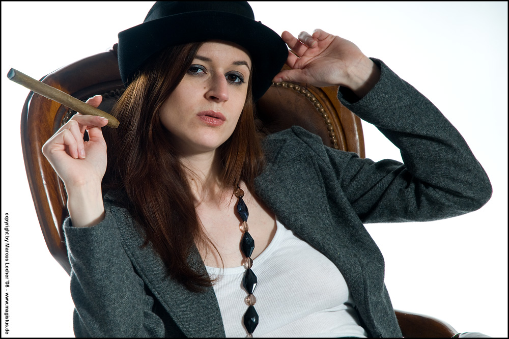 Mrs. Capone - Anna - by Marcus Locher