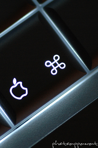 Apple by rajue (BY-NC-SA)