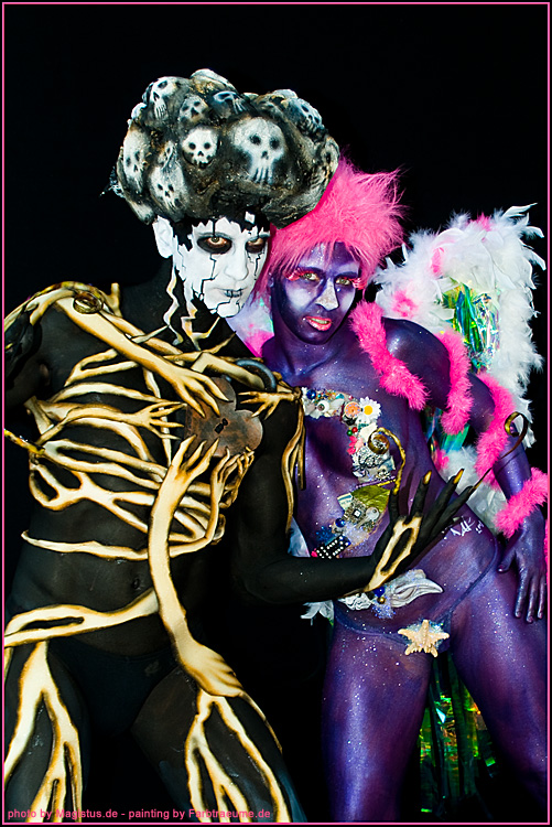 Hochmut und Neugier - photo by Magistus.de - painting by Farbträume.de