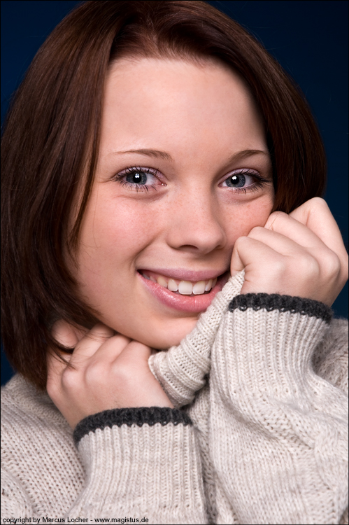 Pullover - Portrait by Marcus Locher