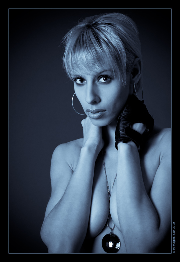 Lia Blue - Close-Up Portrait - Nude