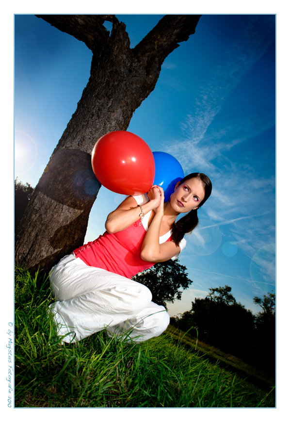 Balloons in Nature - copyright by Magistus