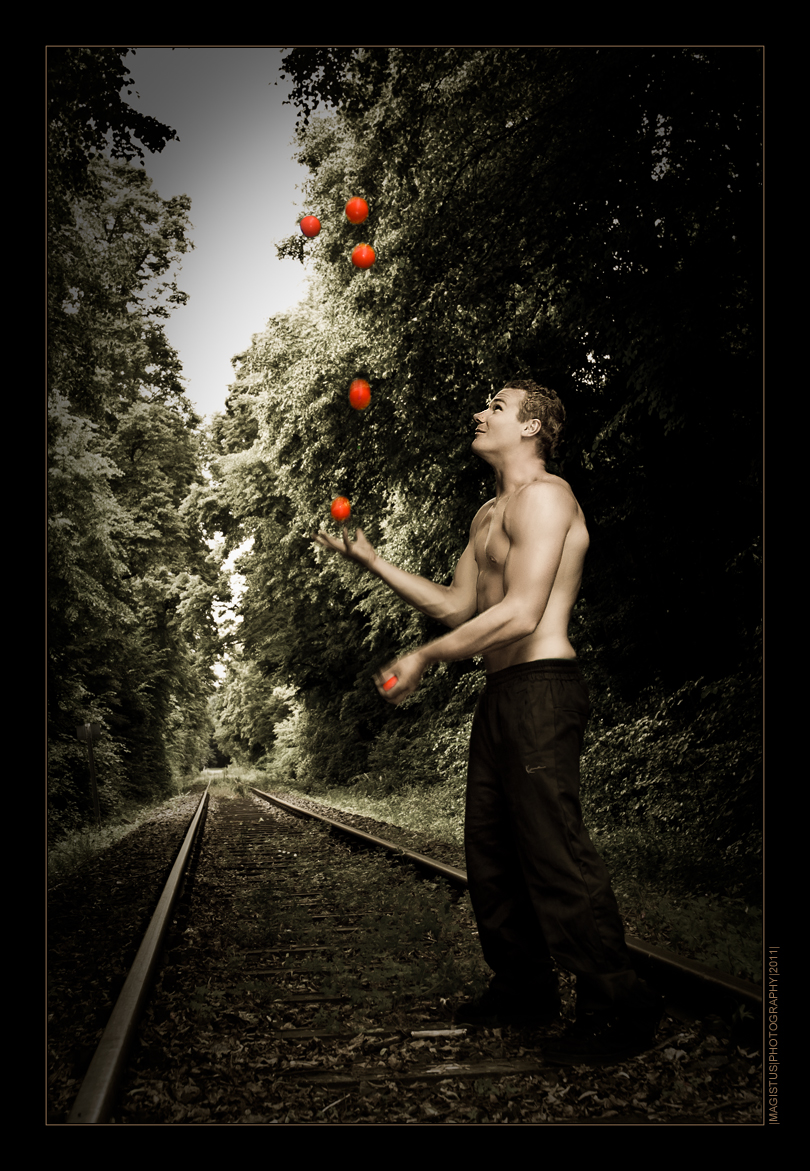 Jougling -- copyright by Magistus