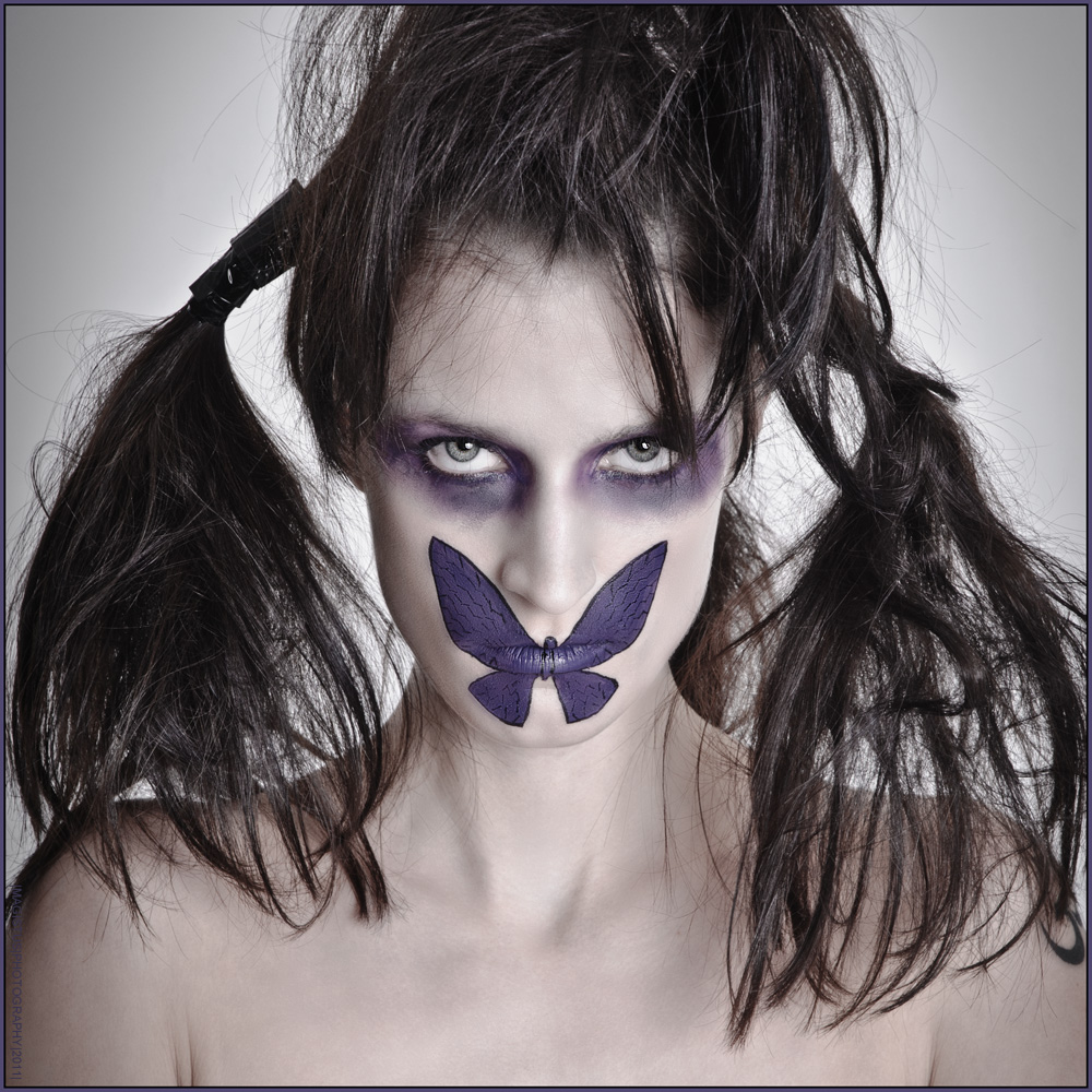 Dark Butterfly - Facepainting by RaMaDaSa - Photo © by Magistus Dark Butterfly - Facepainting by RaMaDaSa - Photo © by Magistus