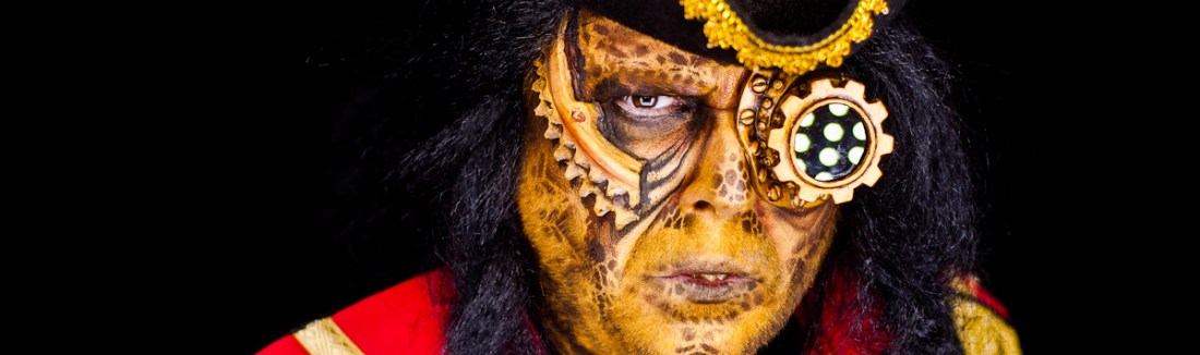 Alien Magistus - Facepainting with Farbtraeume.com & PORTRAIT-BU.DE