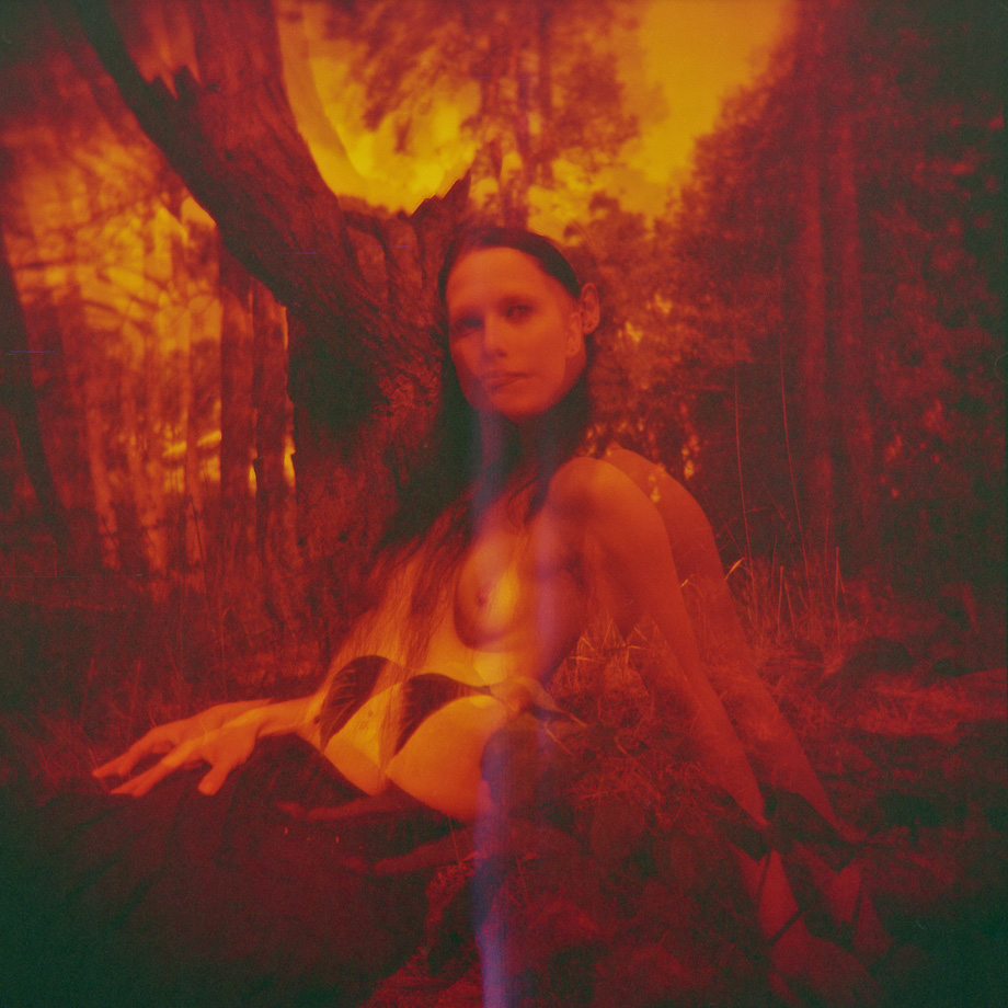 Red Scale Nude Art by @MagistusFoto (http://analogsicht.tumblr.com)  Holga 120CFN - Double Exposer - lomography REDSCALE 120 Film 100