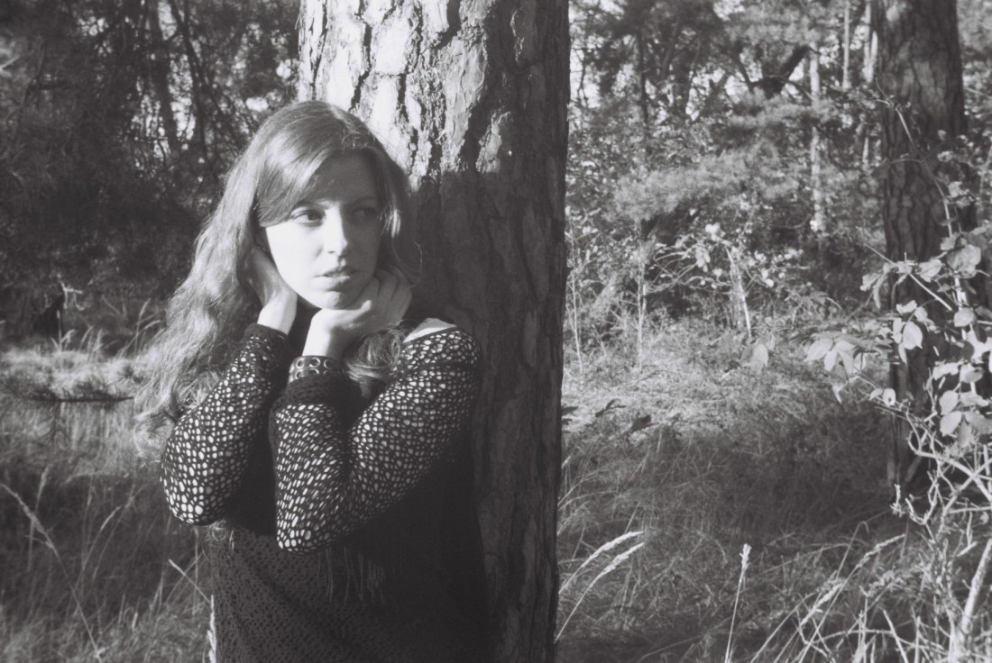 Portrait in Nature - Outdoor Analog Photoshoot in 35mm - © by Magistus (via http://analogsicht.tumblr.com)