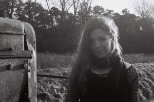Portrait in Nature - Outdoor Analog Photoshoot in 35mm - © by Magistus (via http://analogsicht.tumblr.com)