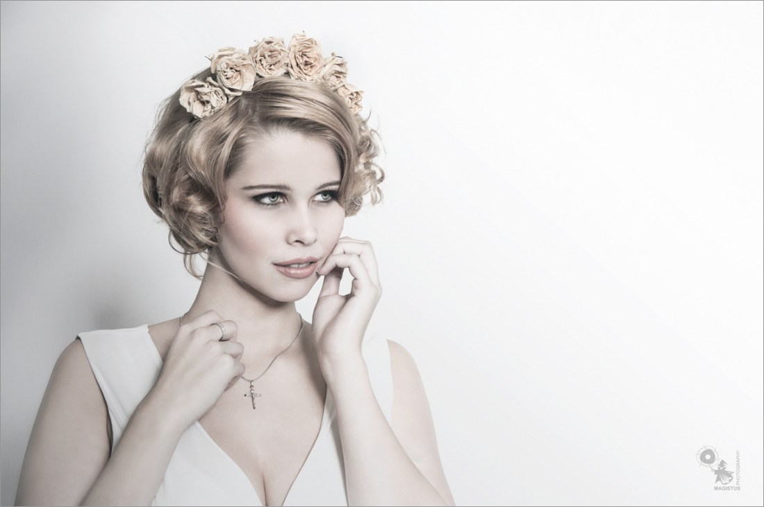 Beautiful Roses - Beauty Portrait - © by Magistus
