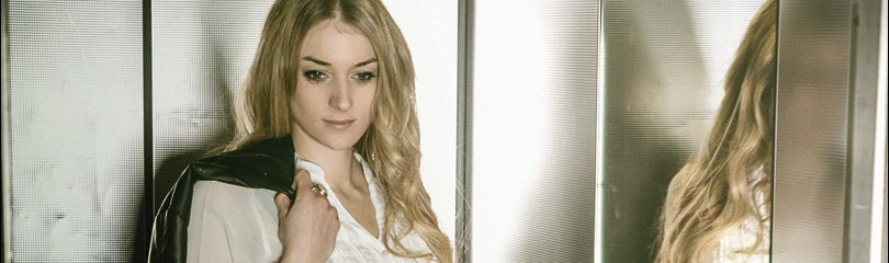 Beauty in the Elevator - Sexy Jeans Fashion Shoot onLocation with fantastic blonde model - © by Magistus