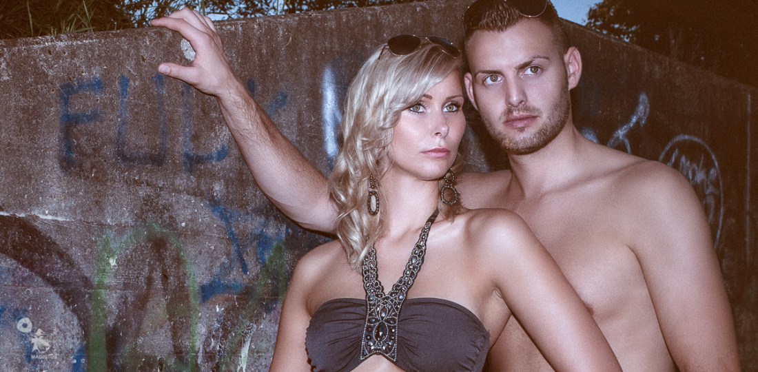 Bikini Summer - Boy-Girl Portrait Outdoor Photoshoot - © by Magistus