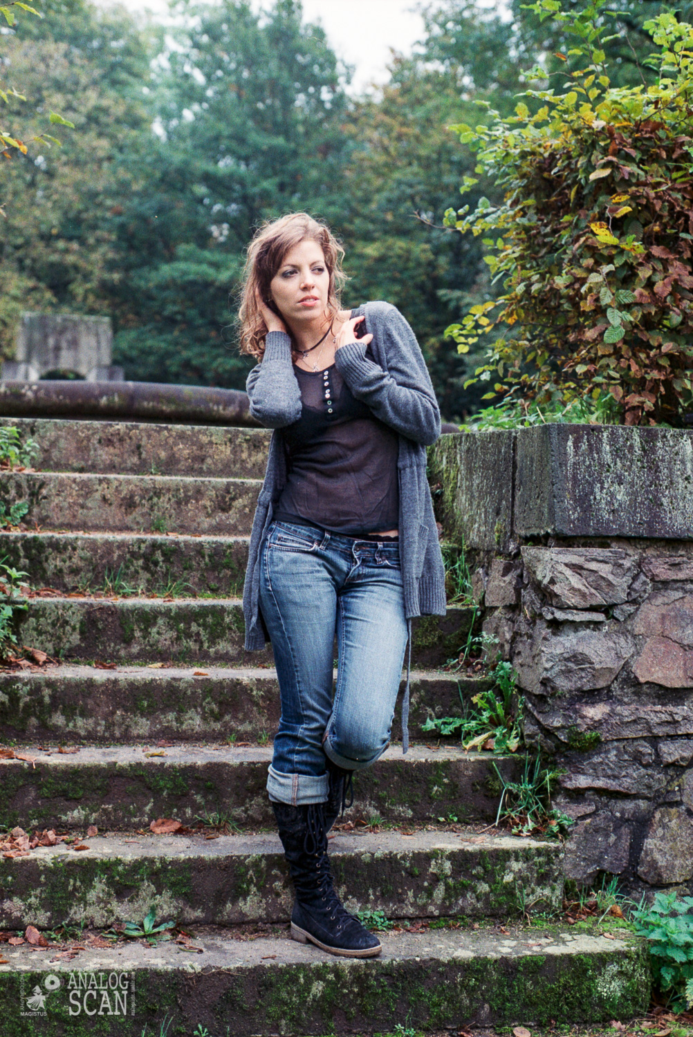Natural Beauty // Portrait Photoshoot in Nature // October 2014 // Nikon FG-20 - Lomo Color 400 35mm // by Magistus (http://analogsicht.tumblr.com)