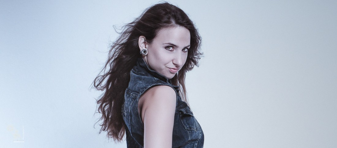 Jeans Booty - Sweet Model wearing sexy jeans hotpants showing her booty - © by MagistusFotoJeans Booty - Sweet Model wearing sexy jeans hotpants showing her booty - © by MagistusFoto