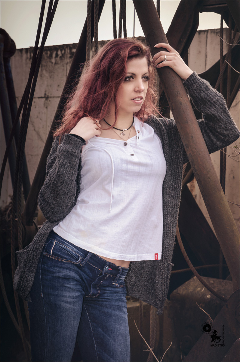 Spring in Jeans - Portrait Outdoor Photoshoot - © by MagistusFoto