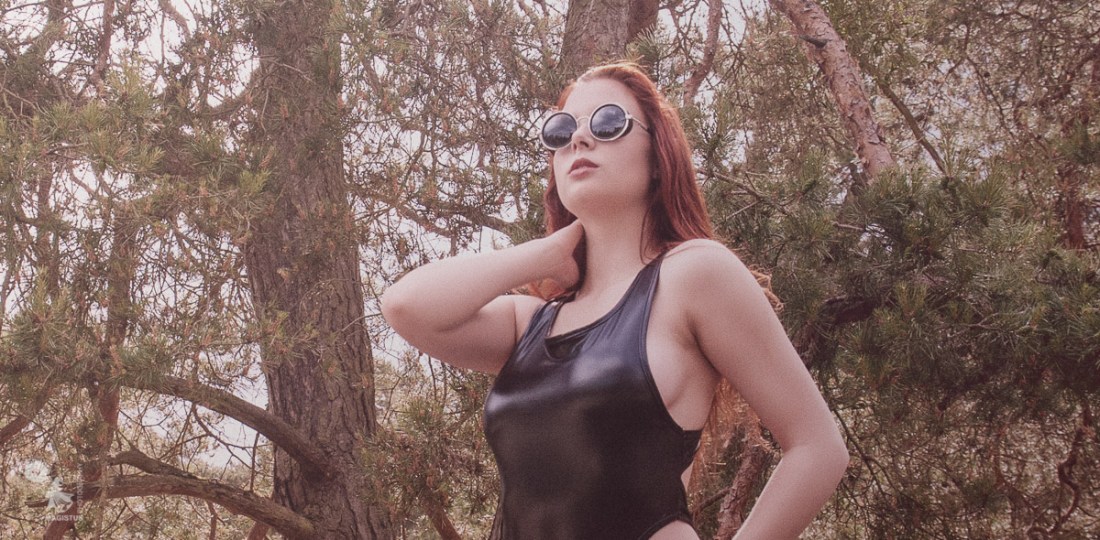 Cool Summer - Sexy and Hot Outdoor Portrait with fantastic Model MoonyMara - Copyright by Magistus