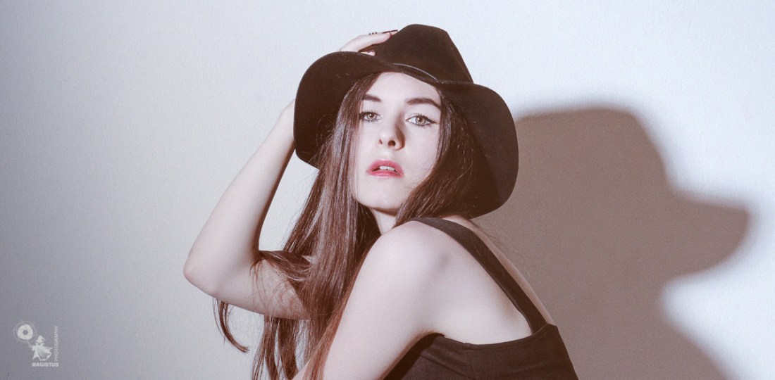 Black Hat - Fashion Portrait - © by Magistus