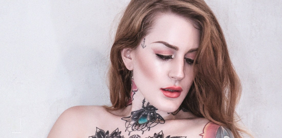 Jeans N Tattoos - Super sexy Topless Jeans Photo with Tattoo Model Laura Celina - © by Magistus