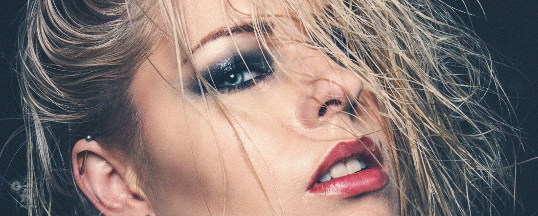 The Vamp - Wetlook Beauty Portrait Closeup of a fantastic model - © by Magistus