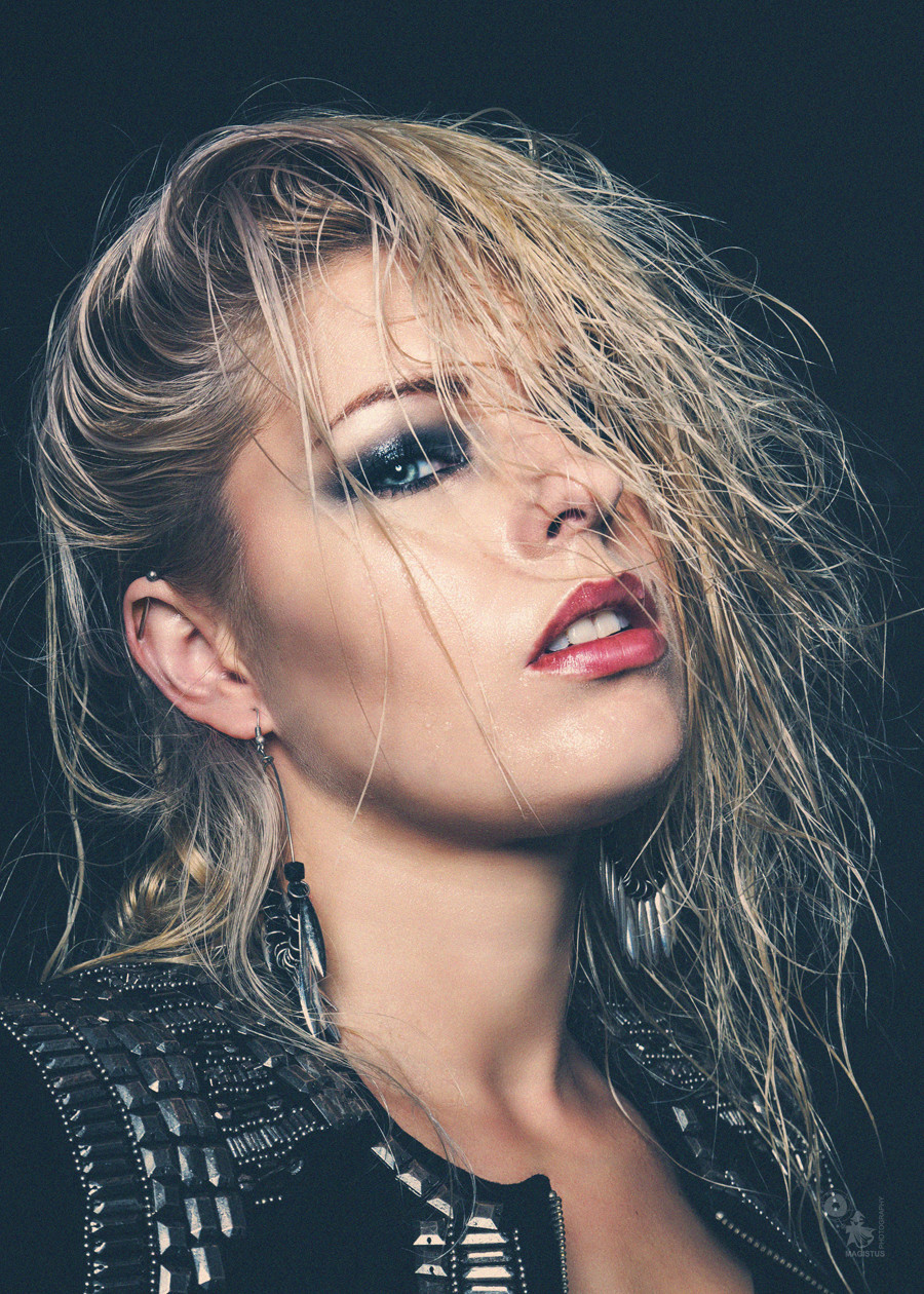 The Vamp - Wetlook Beauty Portrait Closeup of a fantastic model - © by Magistus
