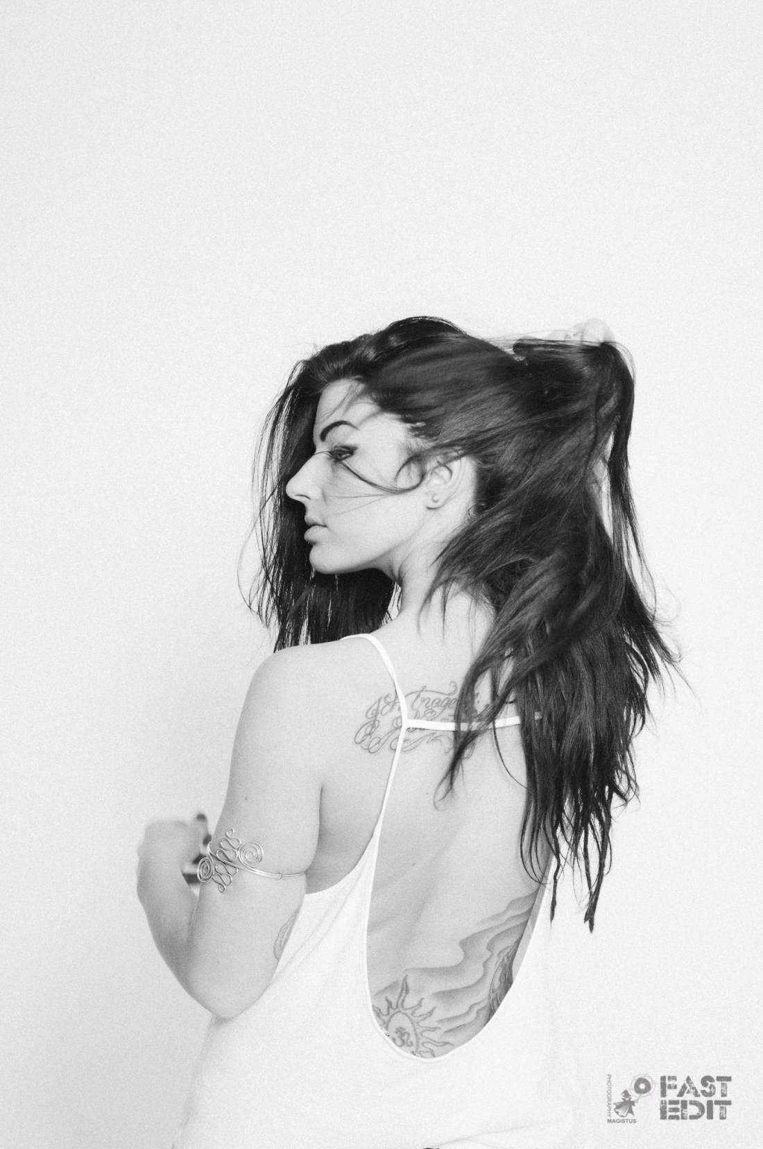 FAST EDIT - Black & White Back - © by Magistus