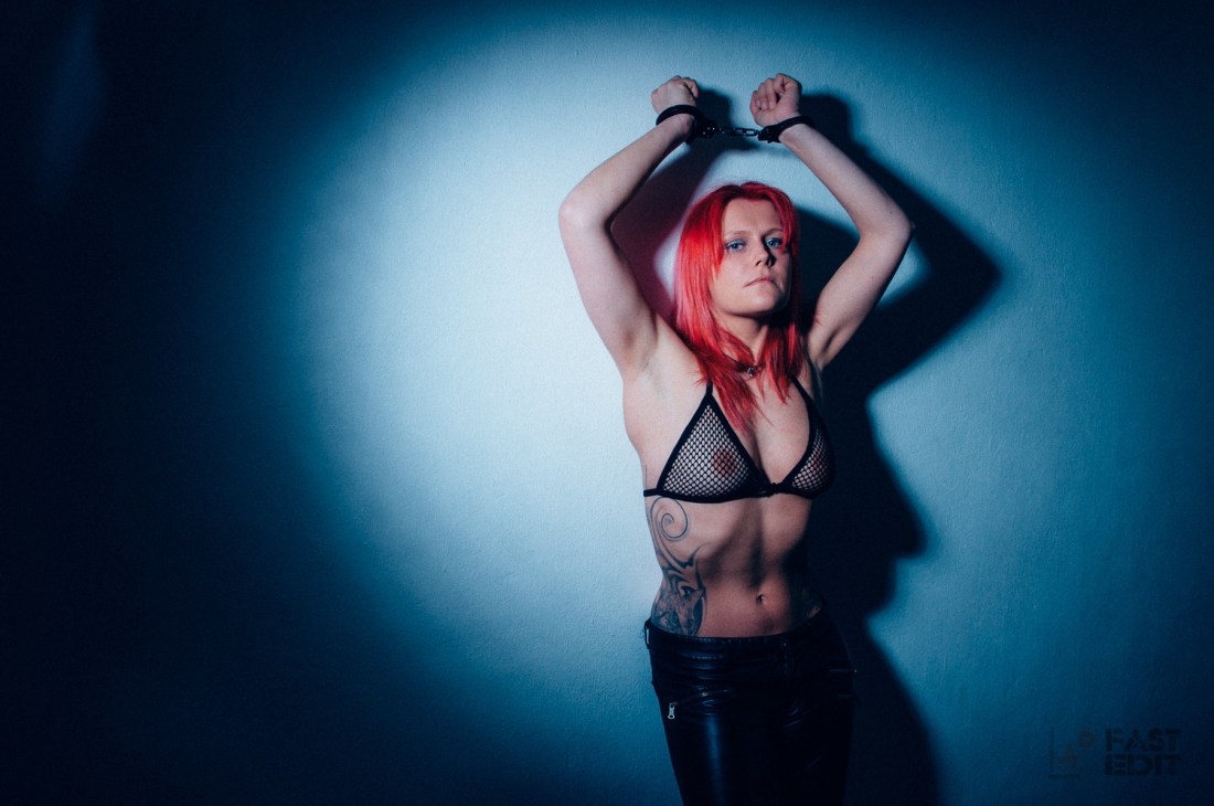 FAST EDIT: Handcuffed (03/2016) by Magistus