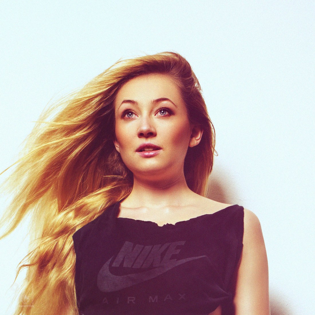 Sporty Girl - super hot ans sexy fitness model is posing in the wind showing her fantastic body. - © by Magistus